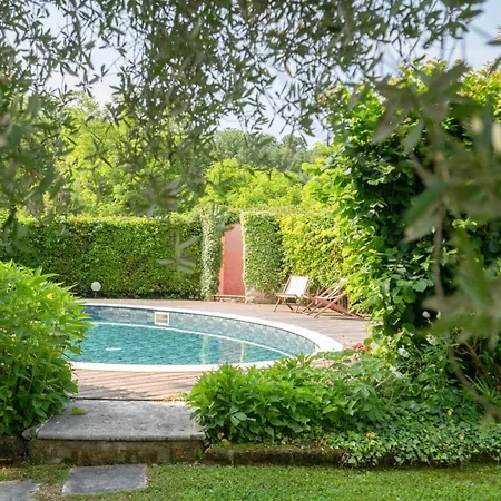 Boutique Gius La Damaglueck Bed & Breakfast